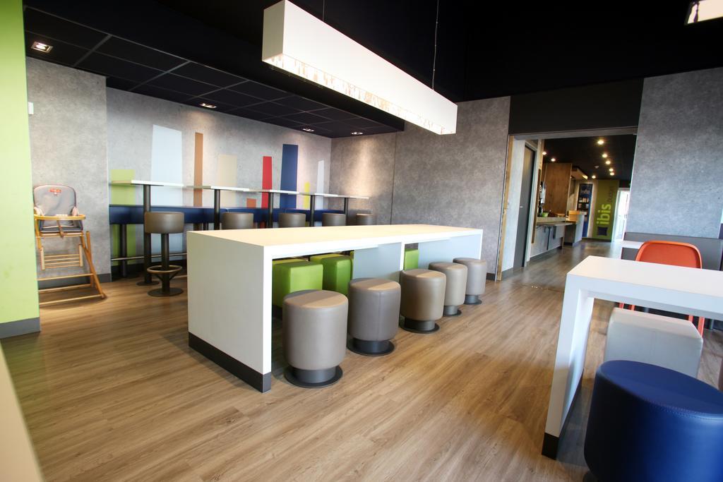 Ibis Budget Nantes Sainte Luce - Hotel Renove Экстерьер фото