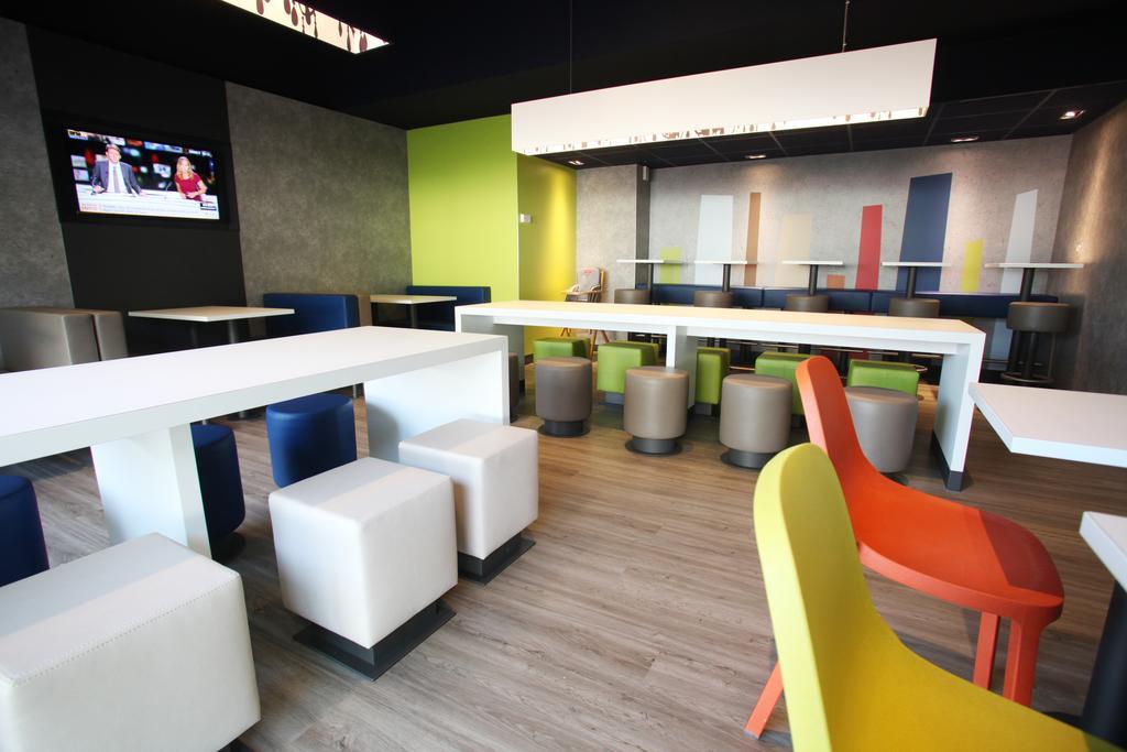 Ibis Budget Nantes Sainte Luce - Hotel Renove Экстерьер фото